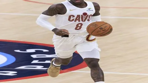 火箭连败终结，掘金翻盘夺胜，穆雷格林齐发力，申京独木难支仍显神威